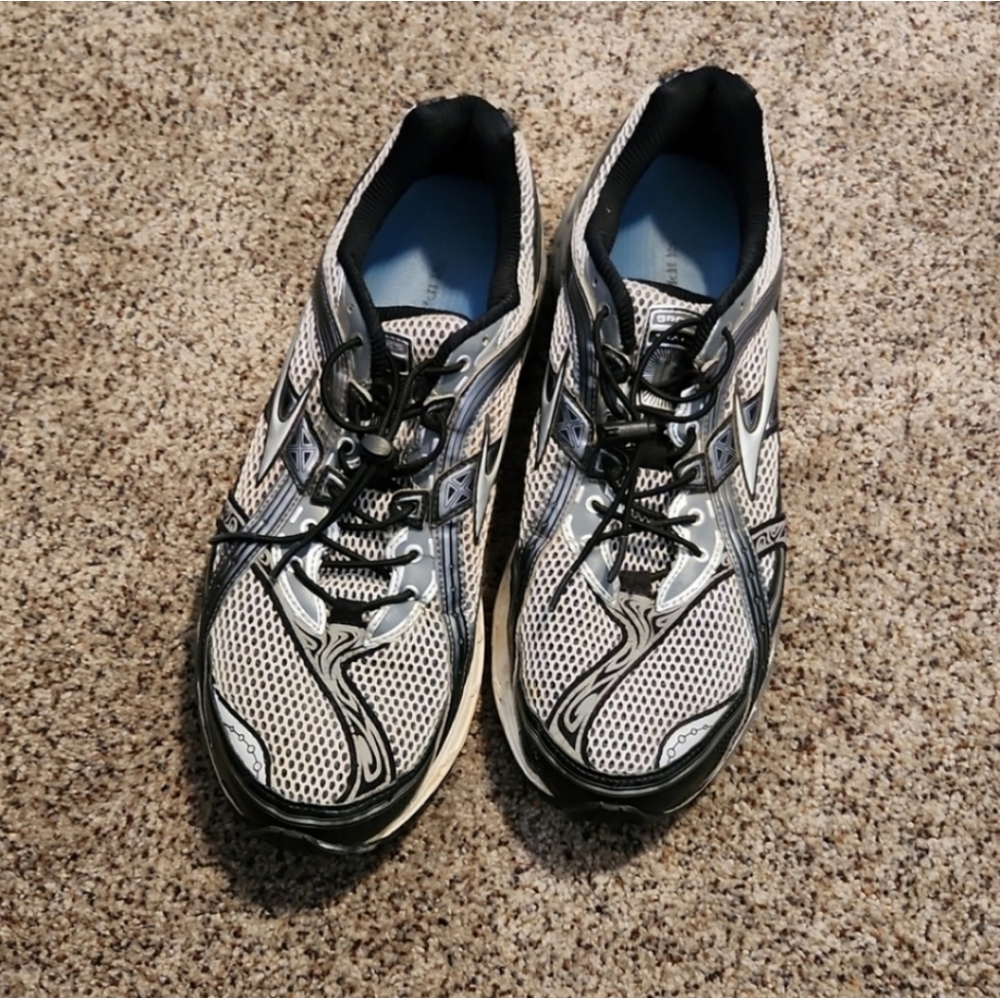 Brooks Mens 10th Anniversary Running Shoes